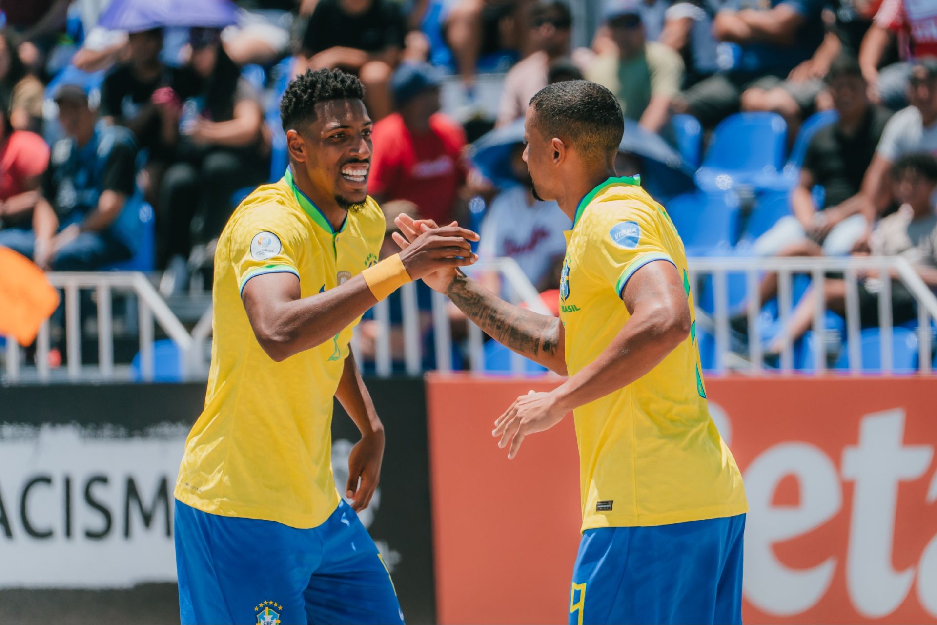 Brasil se floreó ante Venezuela y es líder del Grupo B