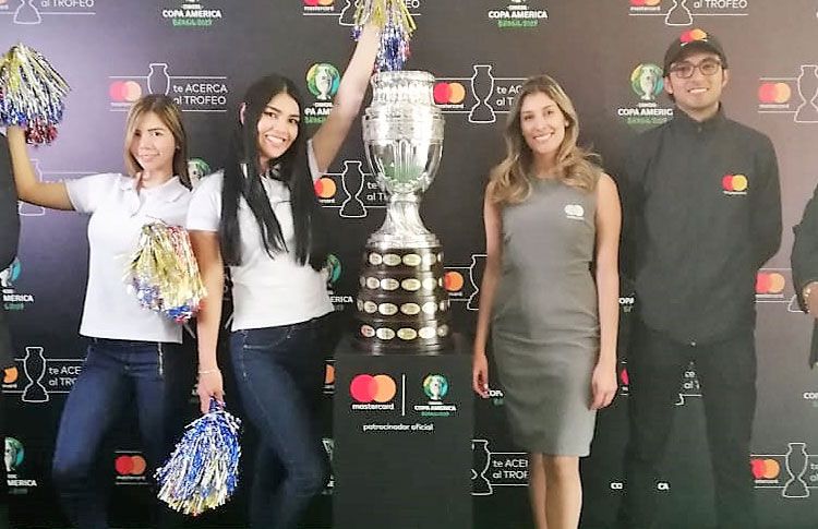 Bogotá vibró con el trofeo de la CONMEBOL Copa América